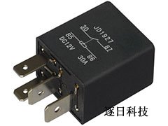 继电器